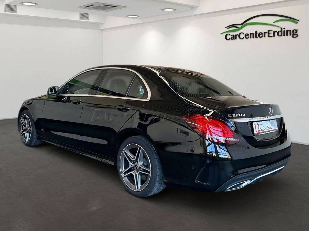 Mercedes-Benz C trieda Sedan 220 d A/T
