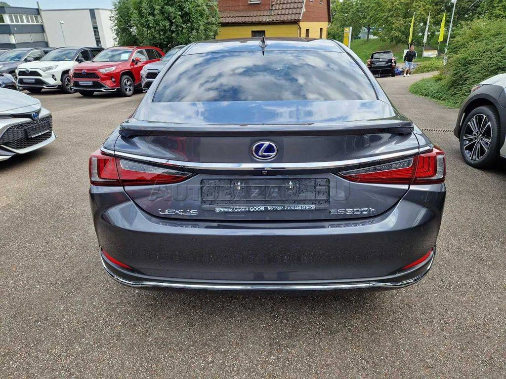 Lexus ES 300 h Luxury Line