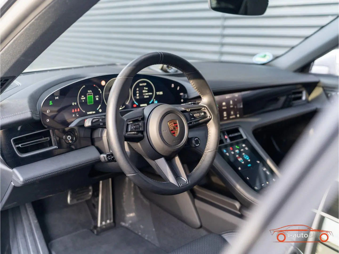 Porsche Taycan 2025 na predaj – fotografia 4