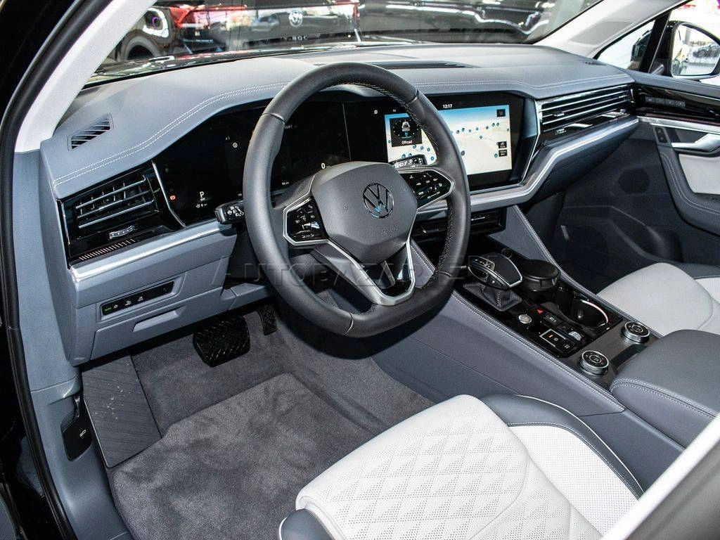 Volkswagen Touareg Elegance 3.0 V6 eHybrid 4MOTION