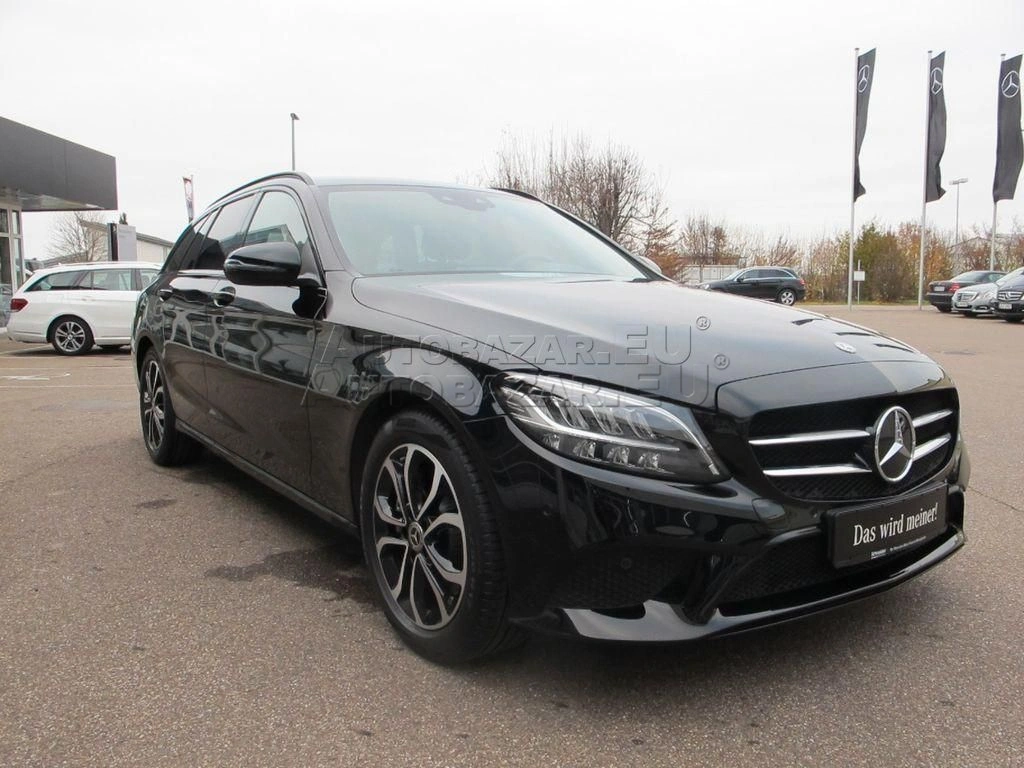 Mercedes C trieda T 300 A/T