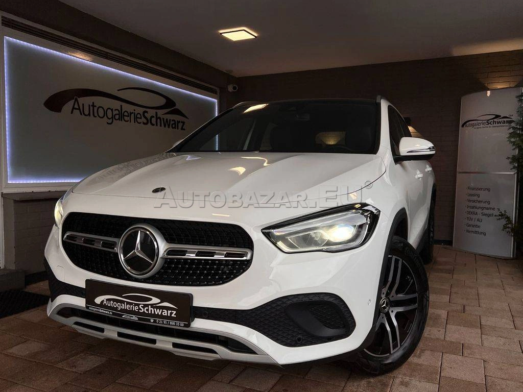 Mercedes-Benz GLA 200 d A/T