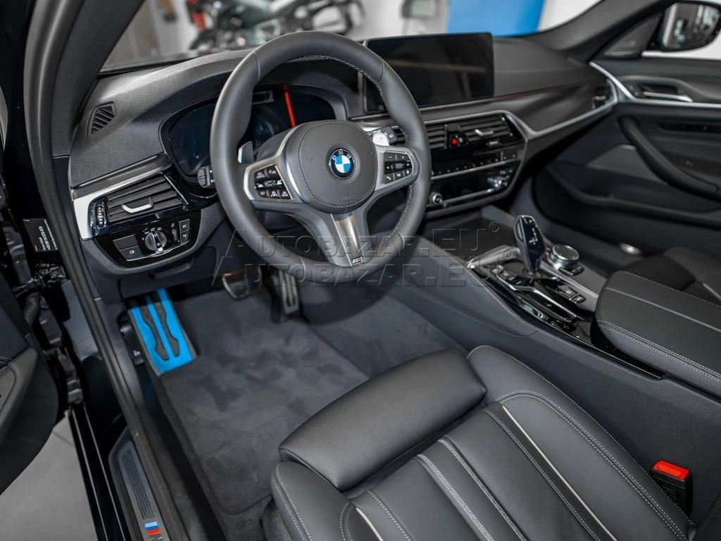BMW rad 5 Touring 530d mHEV xDrive A/T