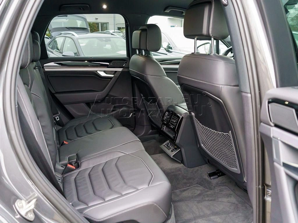 Volkswagen Touareg 3.0 V6 TDI SCR 286k R-Line 4Motion Tiptronic