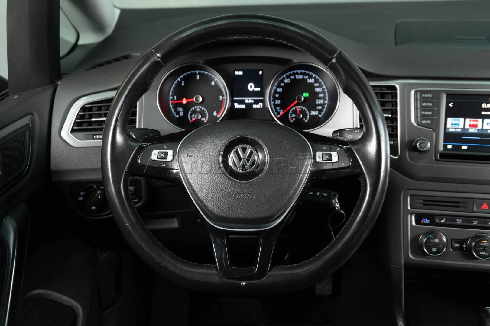 Volkswagen Golf 2017 na predaj – fotografia 12