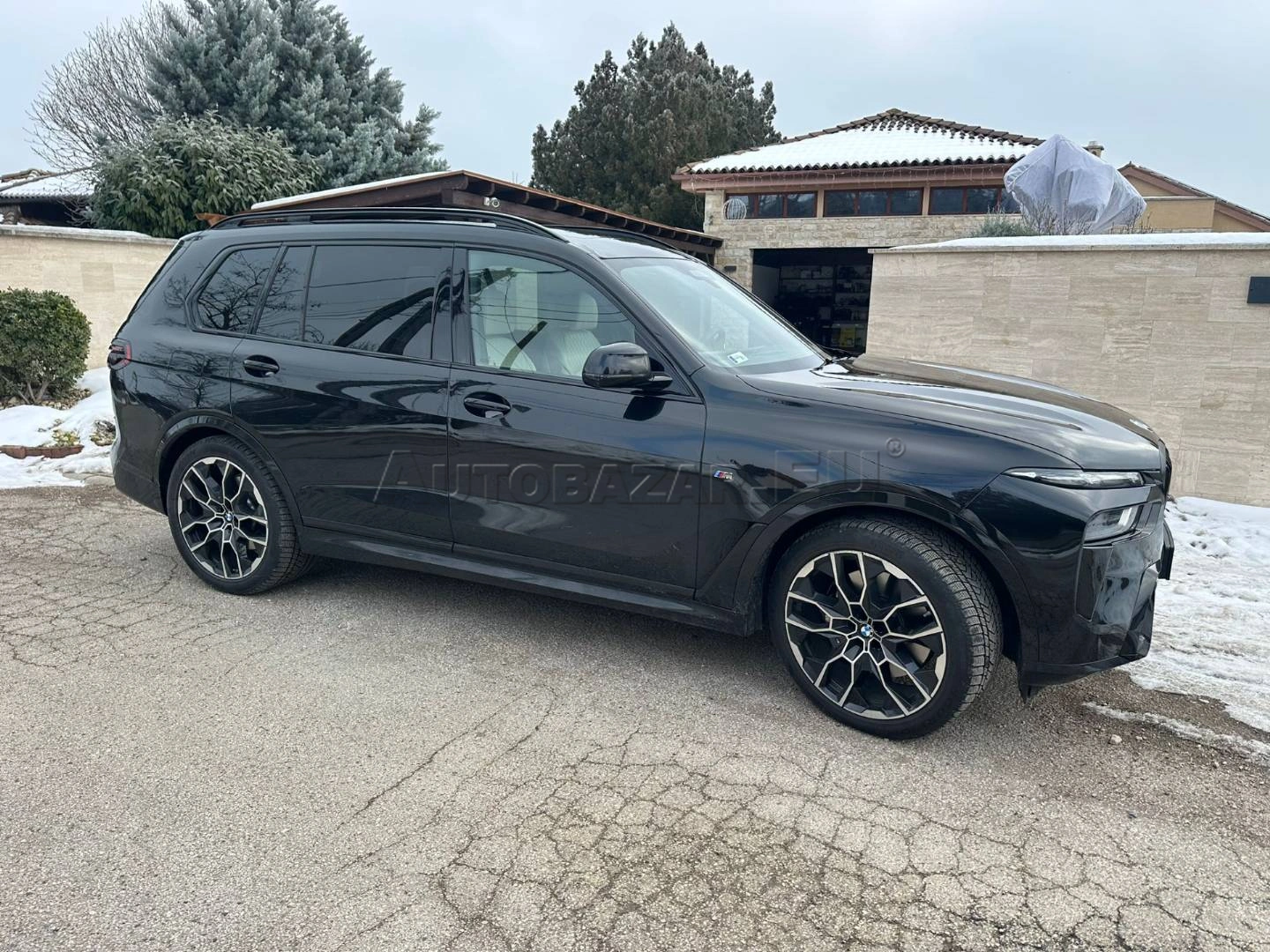 BMW X7 xDrive40d M Sport Pro – Crystal Iconic Glow – Sky Lounge – Executive výba