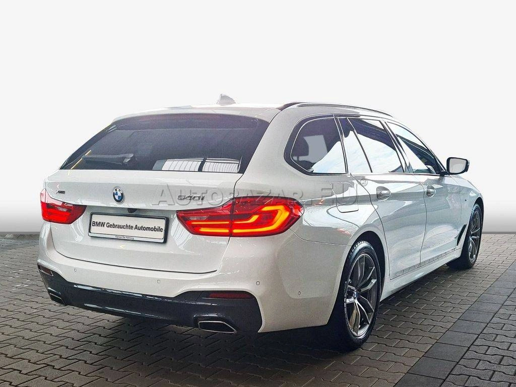 BMW Rad 5 Touring 540i xDrive A/T