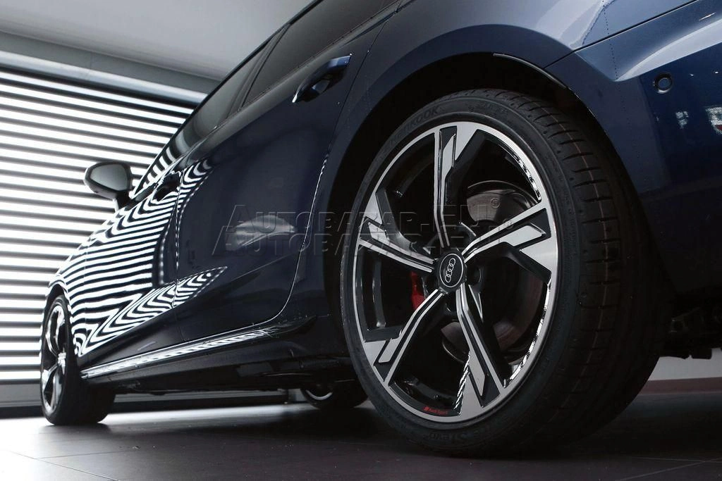 Audi A4 Avant 40 2.0 TFSI mHEV S line quattro S tronic