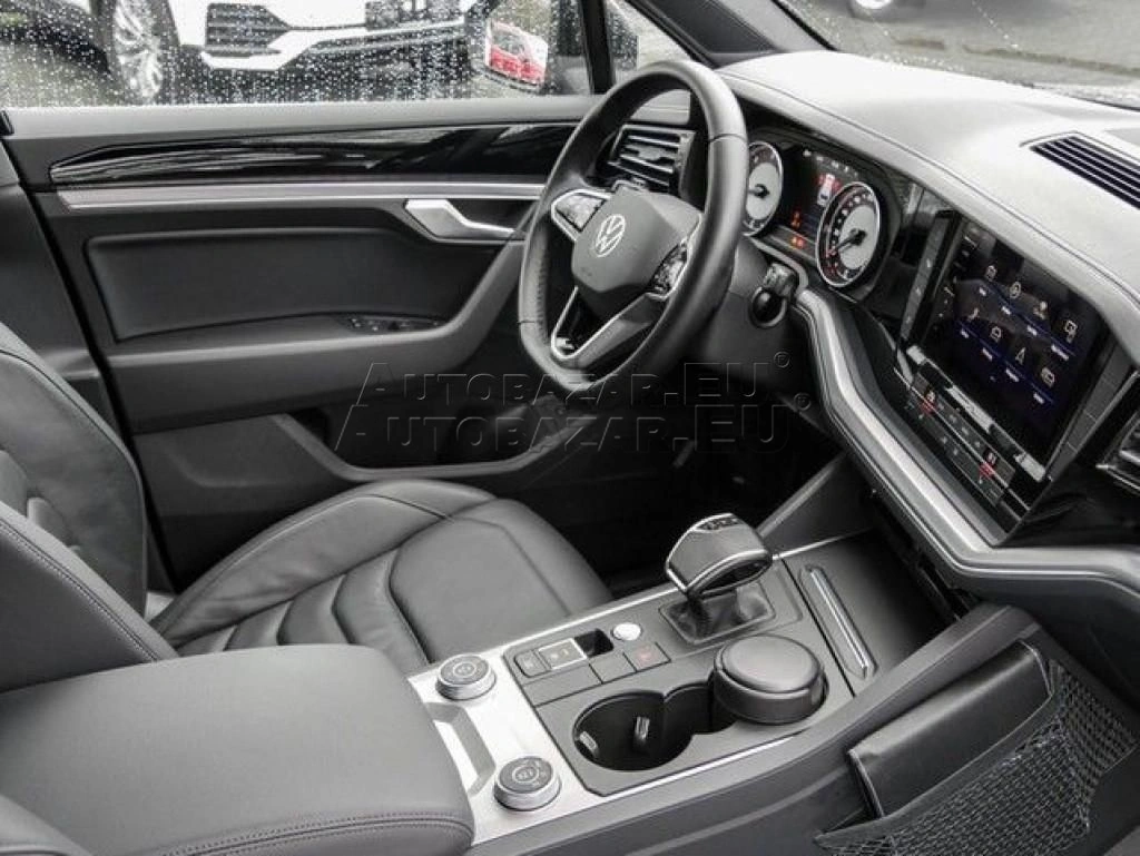 Volkswagen Touareg 3.0 V6 TDI SCR Elegance 4Motion Tiptronic