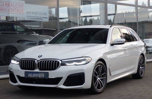 BMW Rad 5 Touring 540i mHEV xDrive A/T