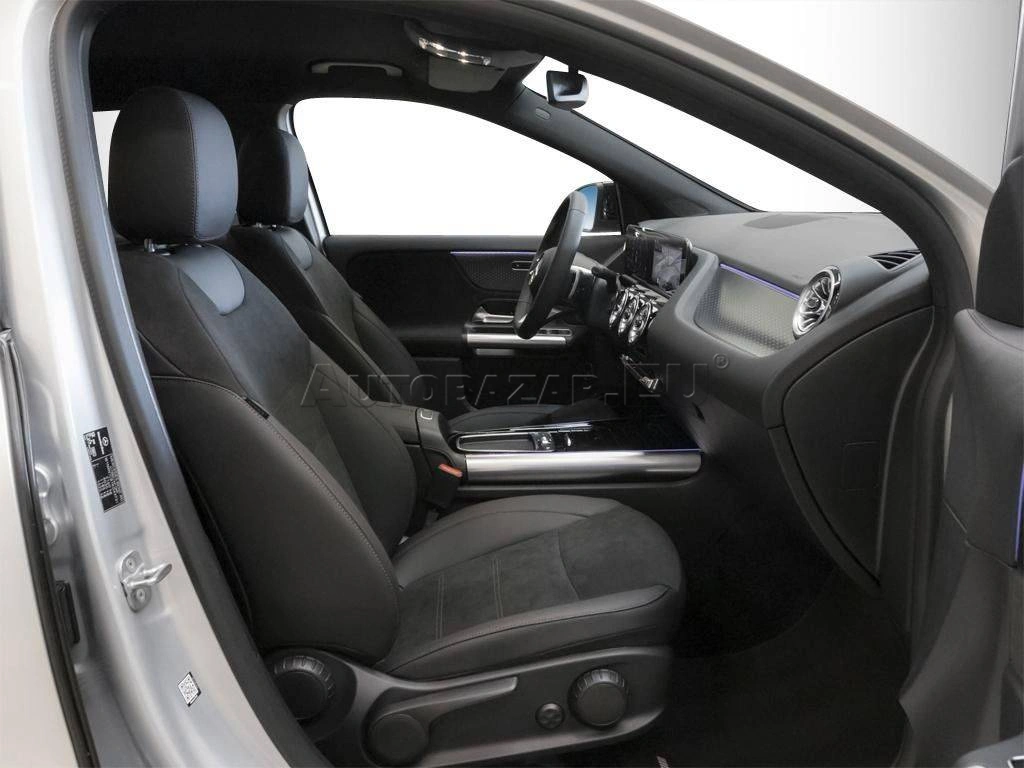 Mercedes-Benz GLA 200 d A/T