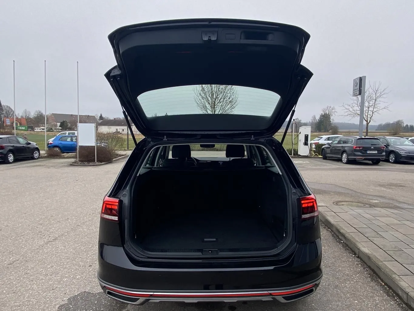 Volkswagen Passat 2024 na predaj – fotografia 12