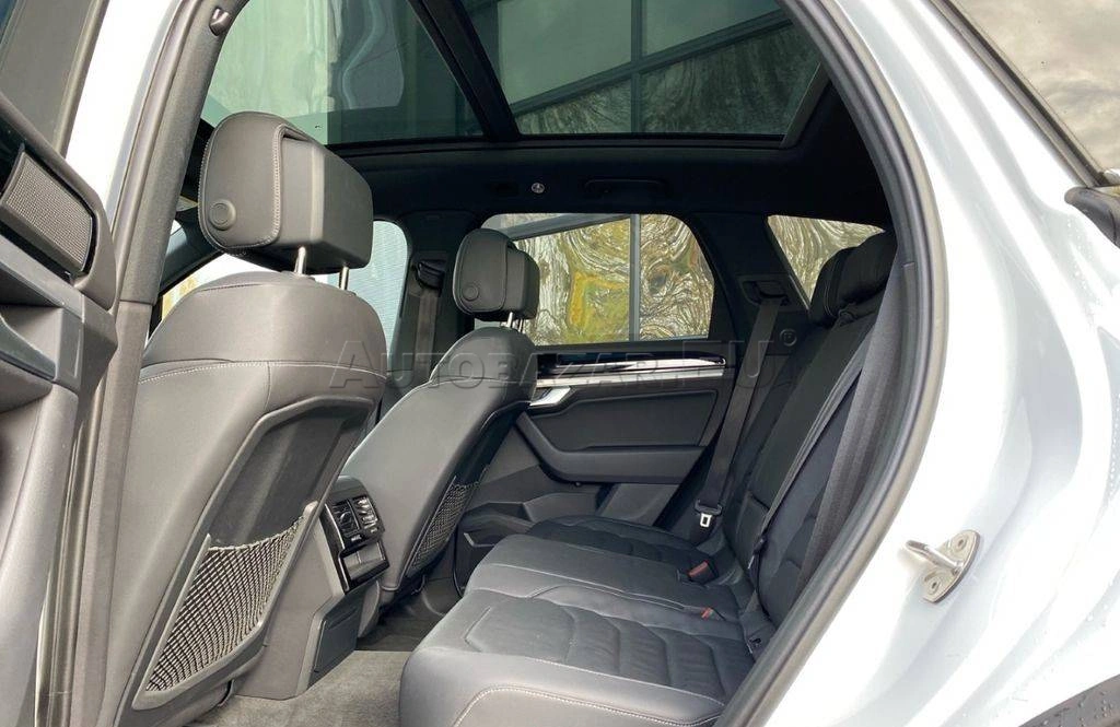 Volkswagen Touareg 3.0 V6 TDI SCR 286k R-Line 4Motion Tiptronic