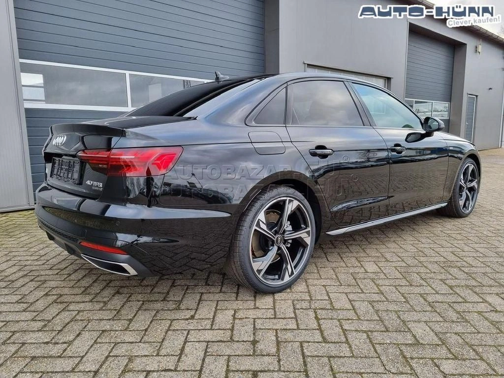 Audi A4 40 2.0 TFSI mHEV S line quattro S tronic