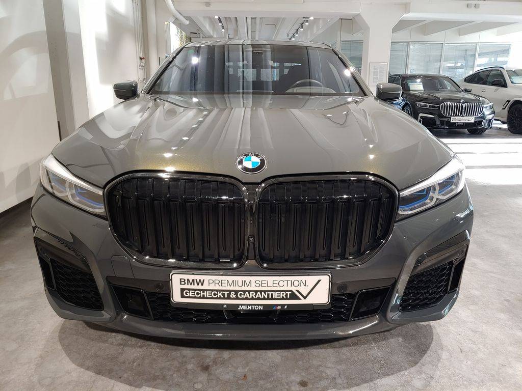 BMW Rad 7 750i xDrive A/T