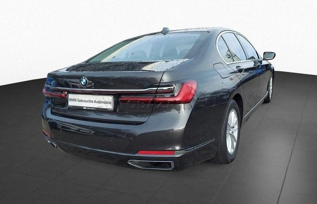 BMW Rad 7 730d mHEV A/T