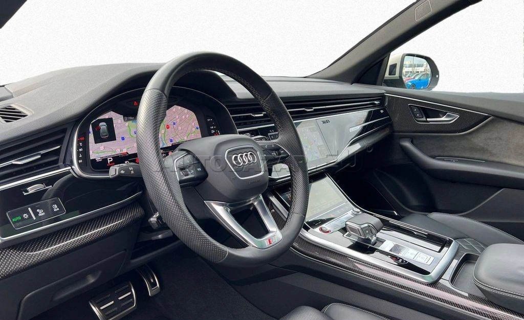 Audi Q8 SQ8 TFSI mHEV quattro tiptronic