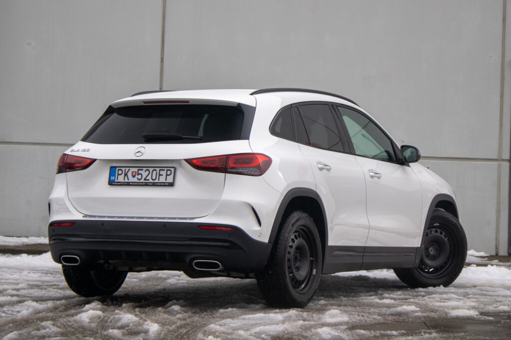 Mercedes GLA trieda