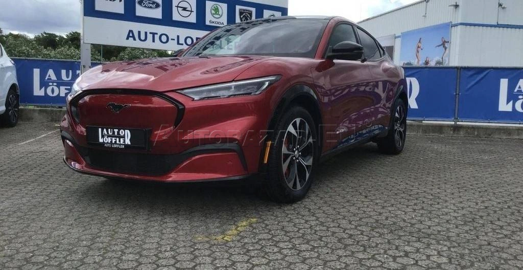 Ford Mustang Mach-E AWD