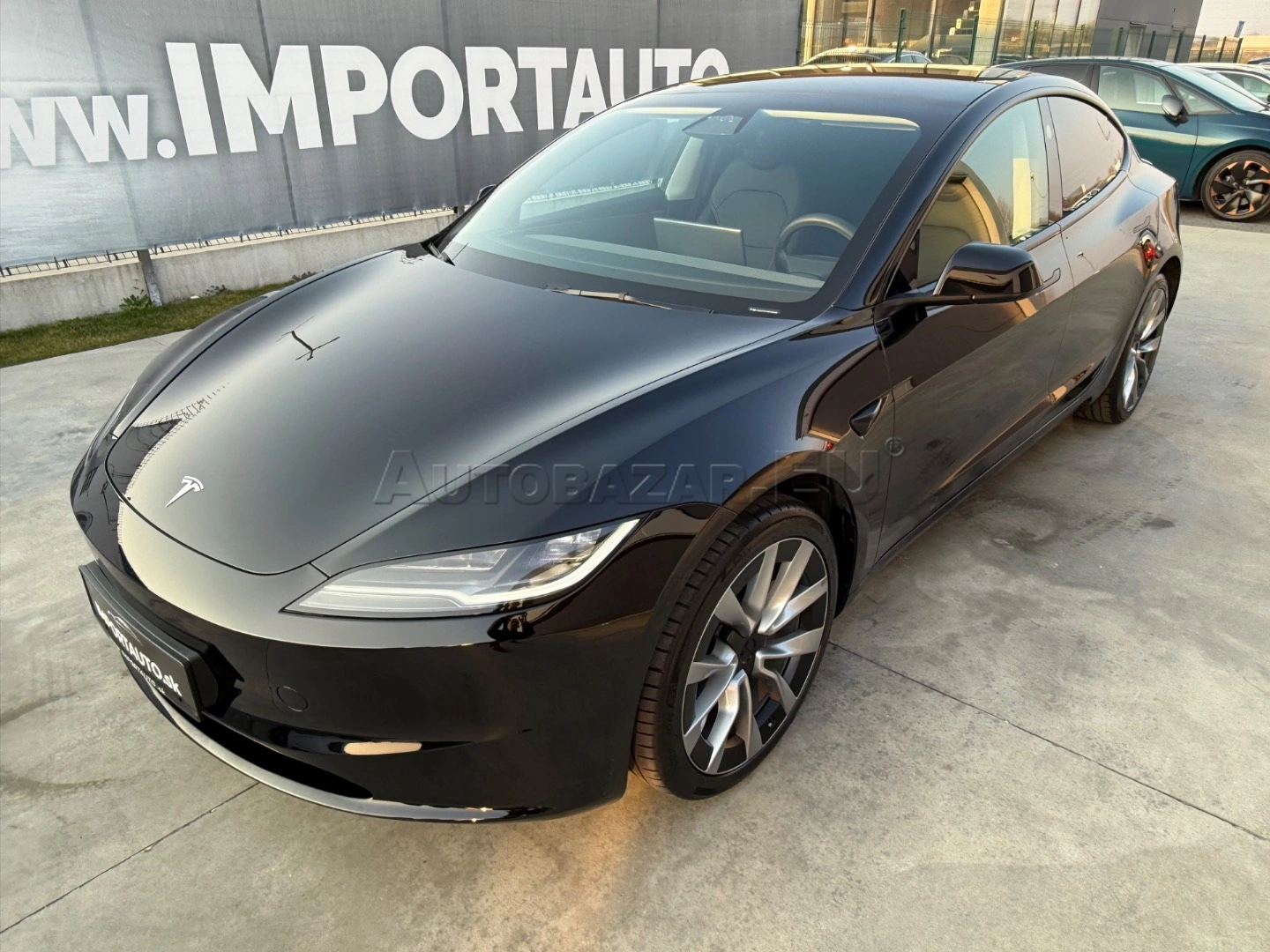 Tesla Model 3 2024 na predaj