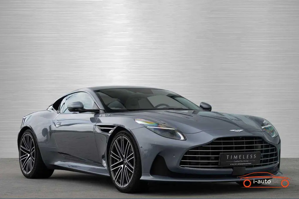Aston Martin DB12