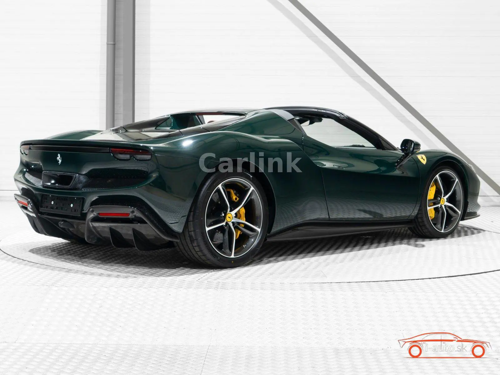 Ferrari 296 – foto 3