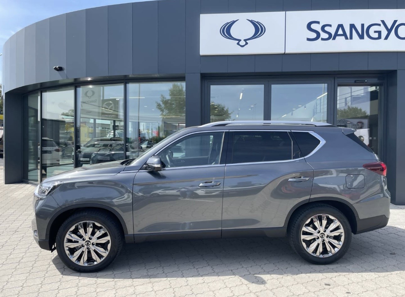 Ssangyong Rexton – foto 2