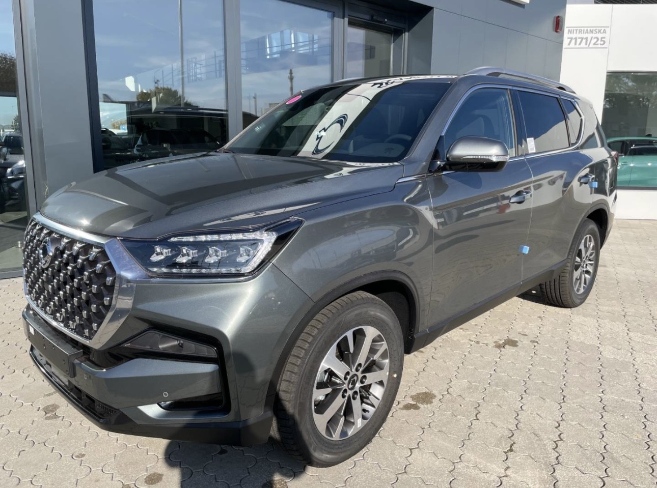 Ssangyong Rexton – foto 2