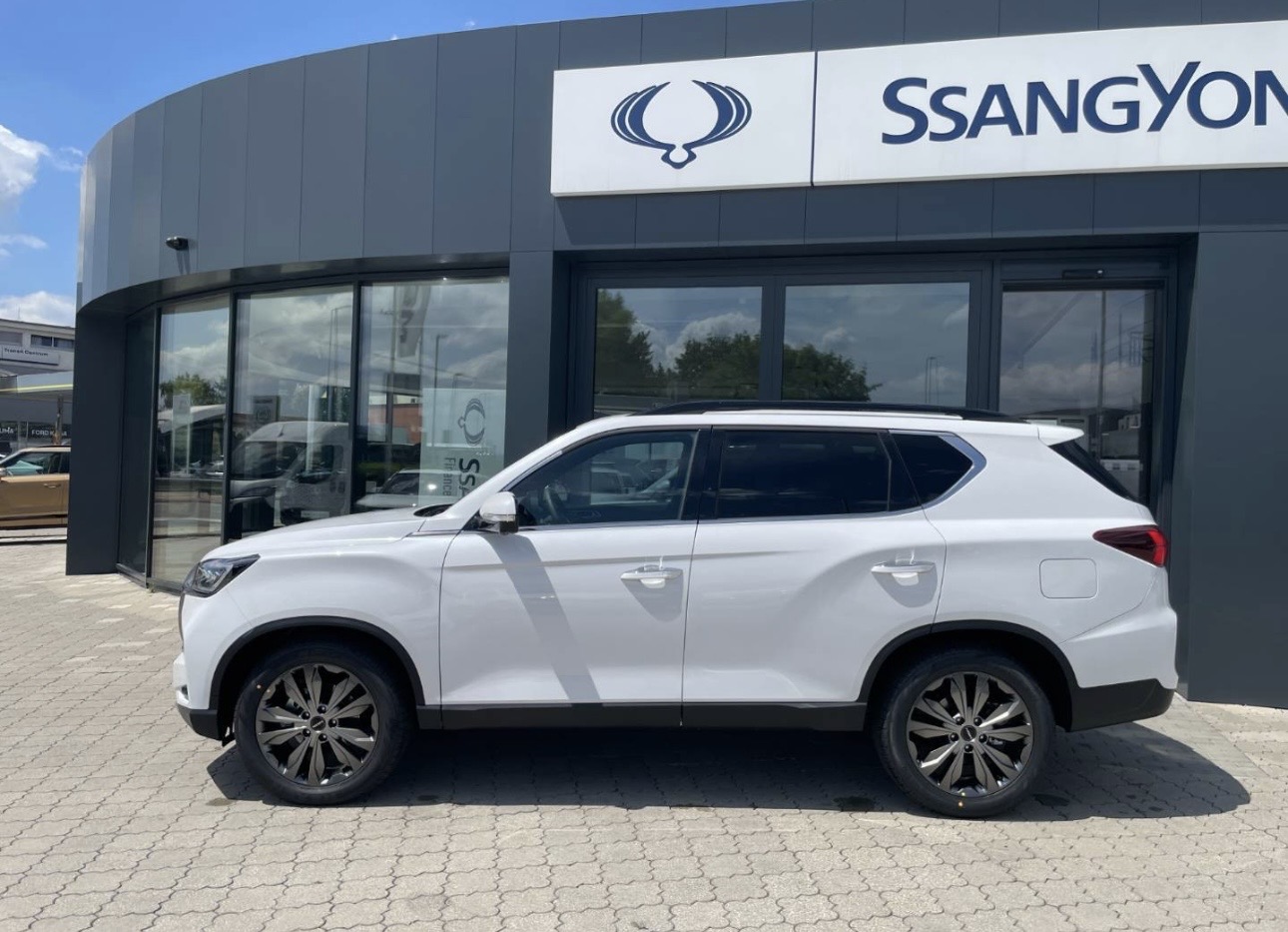 Ssangyong Rexton – foto 3