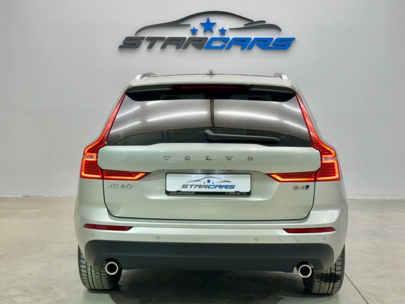 Volvo XC60 B4 Momentum Pro AWD A/T