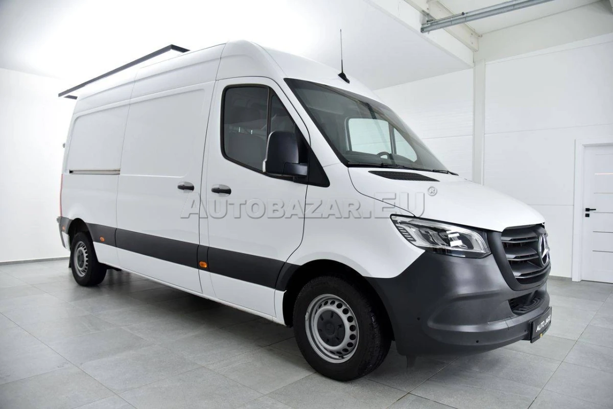 Mercedes-Benz Sprinter 215 CDI L2H2 FWD 9G-Tronic, LED, Kamera, ACC, Mŕtvy uhol