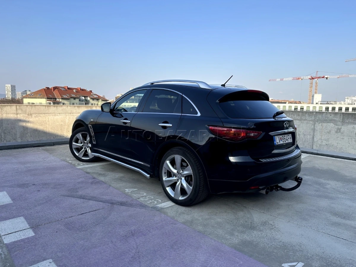 Infiniti FX infinity FX30d