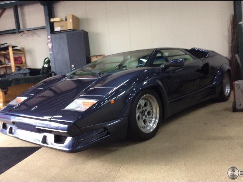 Lamborghini Countach