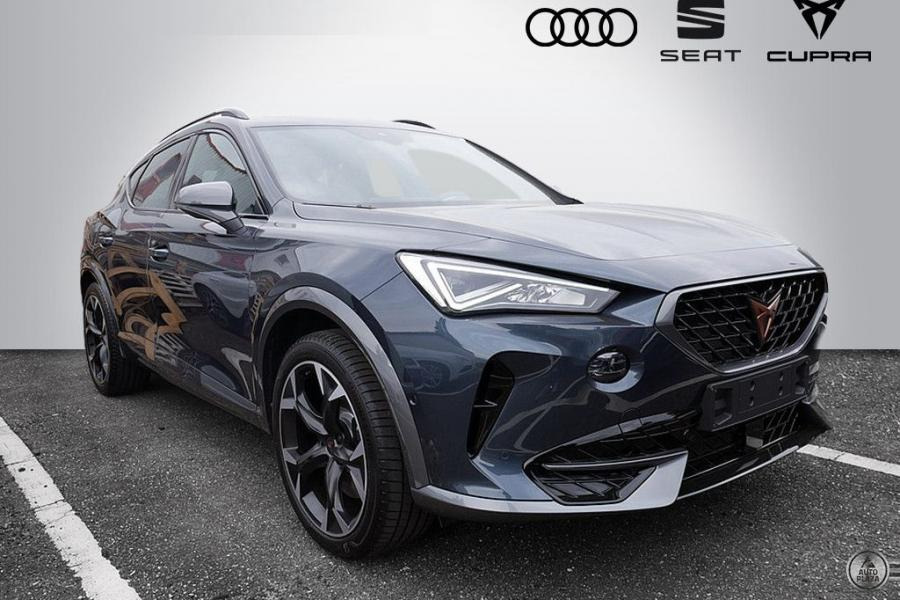 Cupra Formentor 1.4 TSI e-HYBRID *ACC*LED*Kamera*Navi*