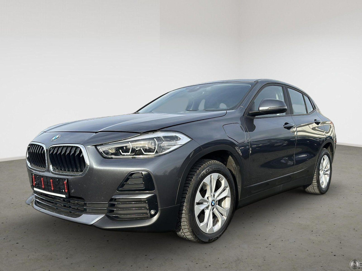 BMW X2 xDrive25e