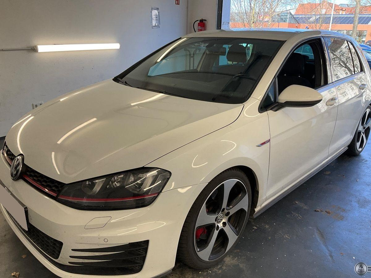 Volkswagen Golf VII 2.0 TSI GTI BlueMotion Tech