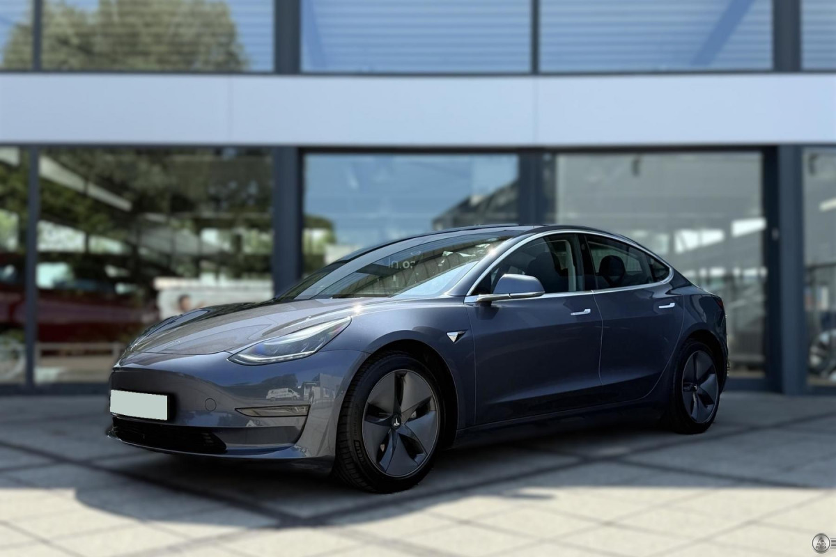 Tesla Model 3 Long Range 75 kWh Dual Motor