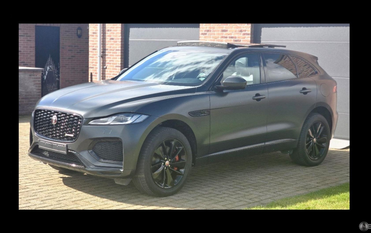 Jaguar F-Pace 2.0 R-Dynamic Hybrid