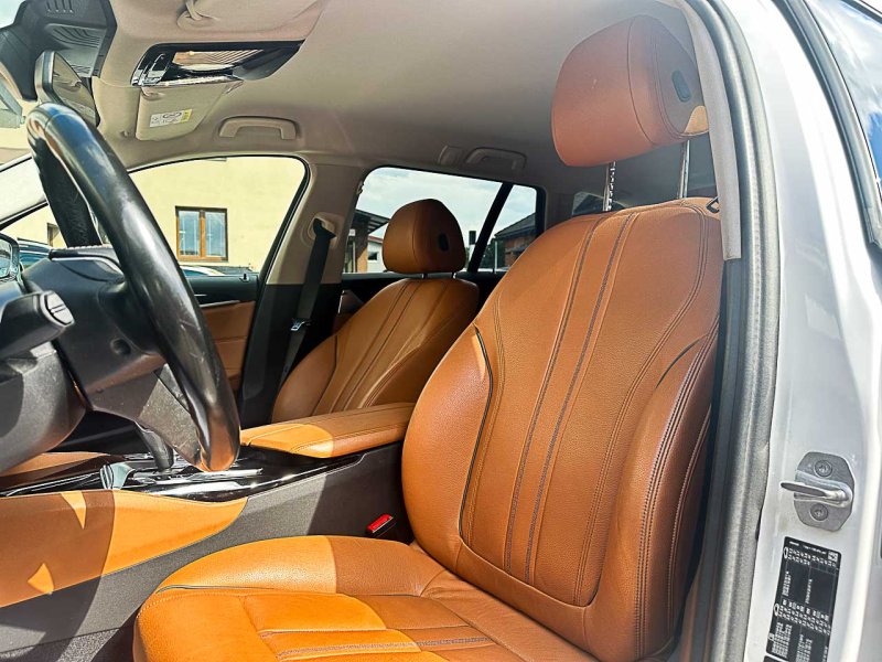 BMW Rad5 Touring 530d xDrive Luxury Line 2019 195kW - Možný odpočet DPH