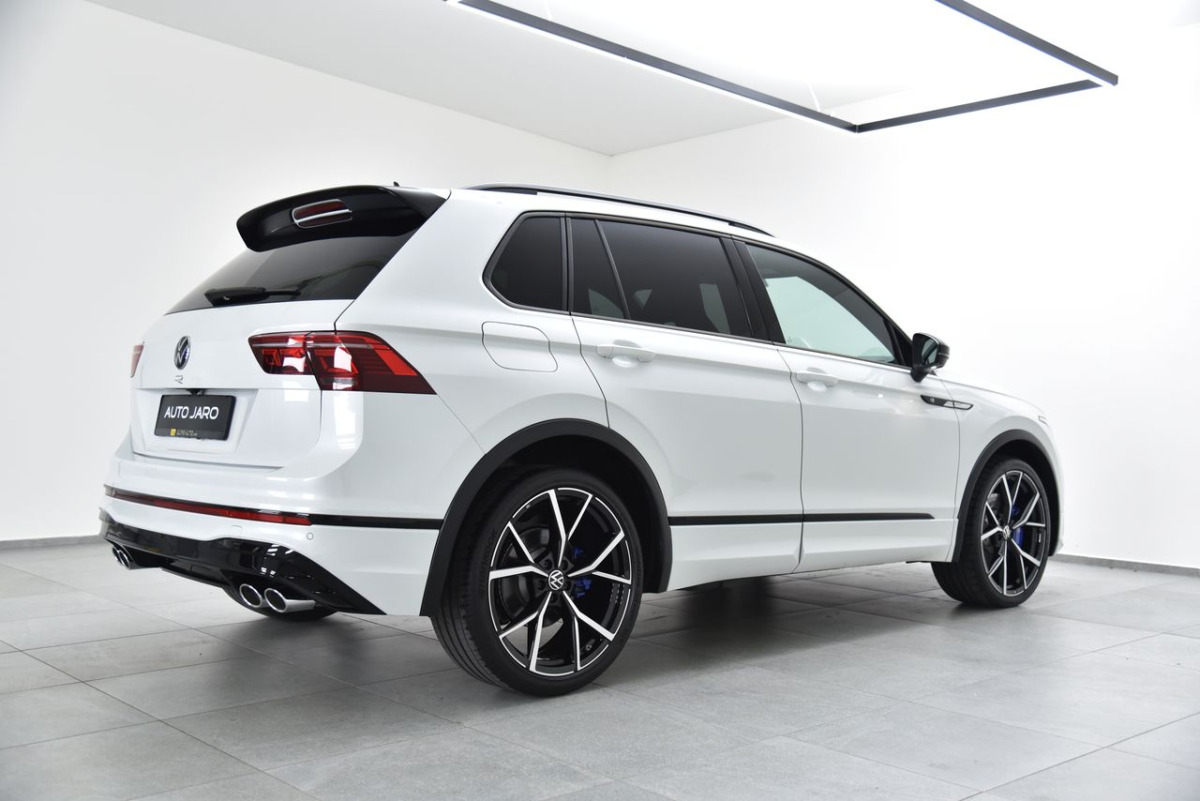 Volkswagen Tiguan 2.0 TSI R 4motion DSG, DCC, IQ Light, 360kam, 4vyhr. sed.