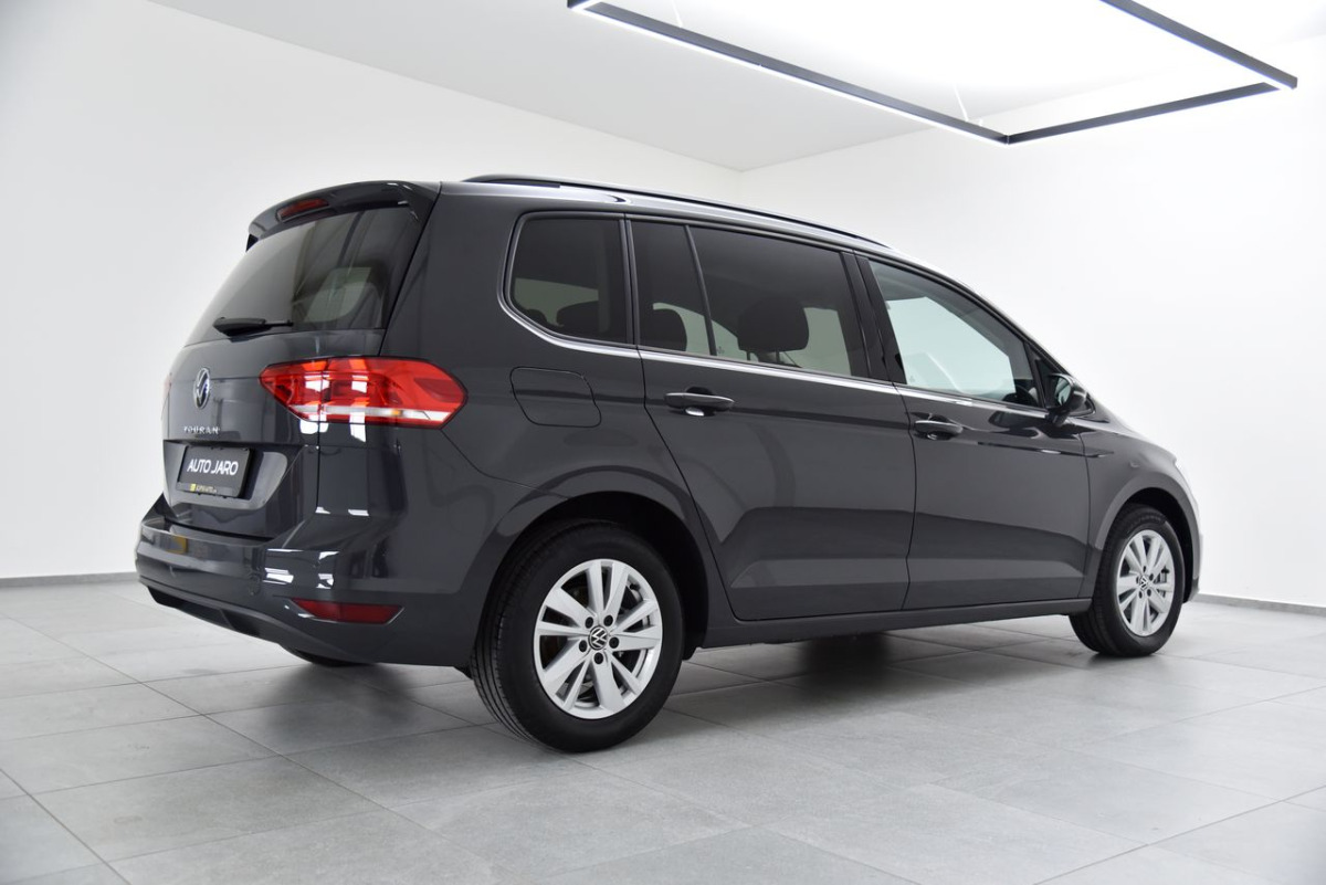 Volkswagen Touran 2.0 TDI Comfortline, 7miestne, LED, ACC, Mŕtvy uhol, Ťažné