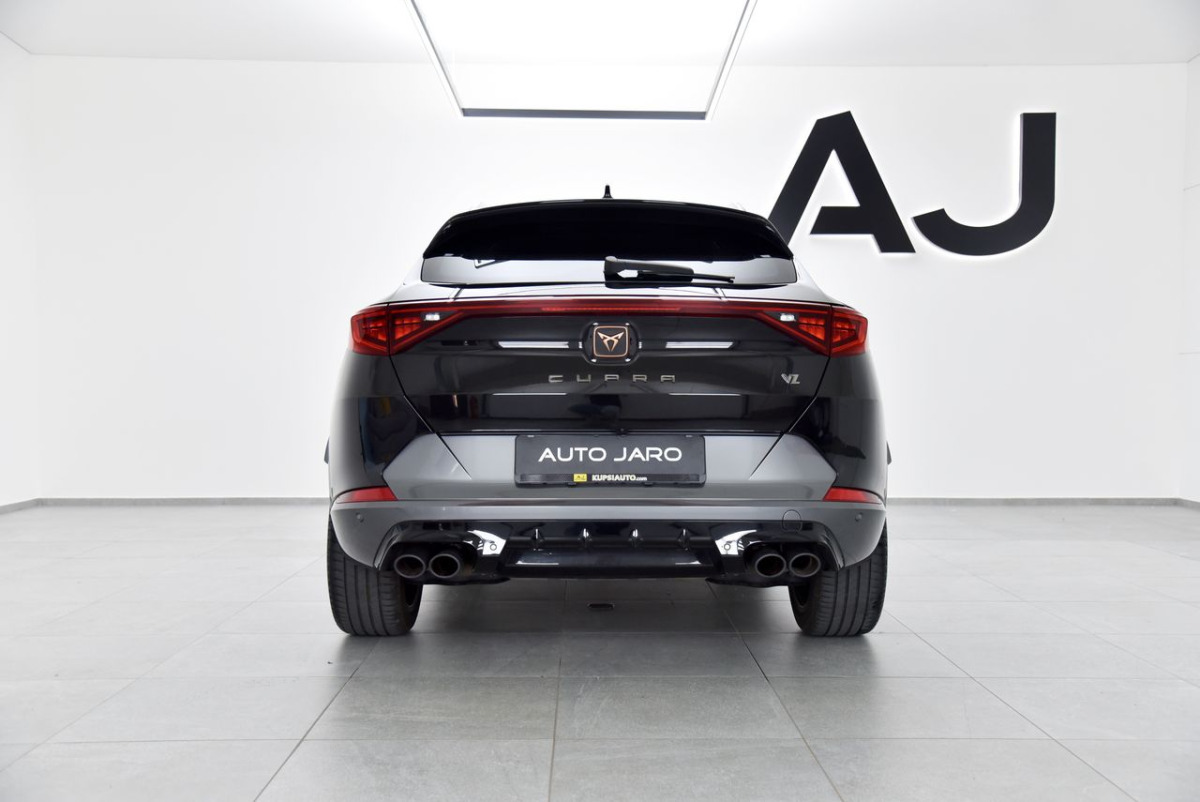 Cupra Formentor 2.0 TSI 4Drive VZ DSG, LED, Mŕtvy uhol, Kamera, Ambient