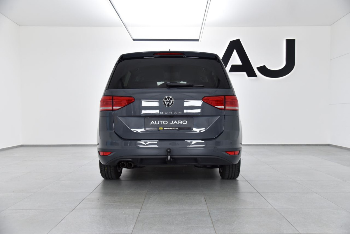 Volkswagen Touran 2.0 TDI Comfortline DSG, LED, Vyhr.čelné, Ťažné, Mŕtvy uhol