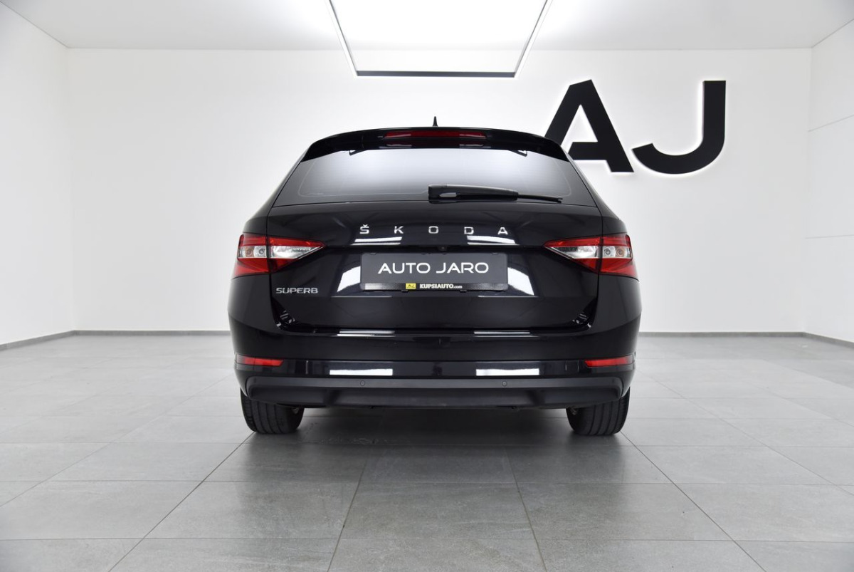 Škoda Superb Combi 2.0 TDI Style DSG, ACC, Lane assist, Kamera, Ťažné, LED