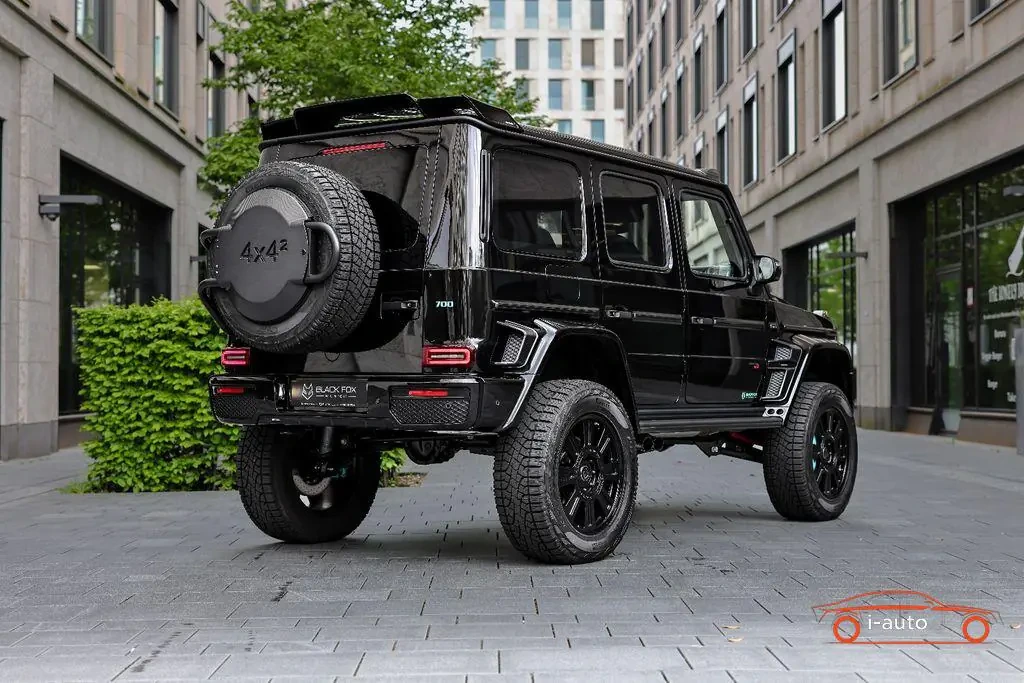 Mercedes-Benz G trieda 63 AMG BRABUS G700 4x4