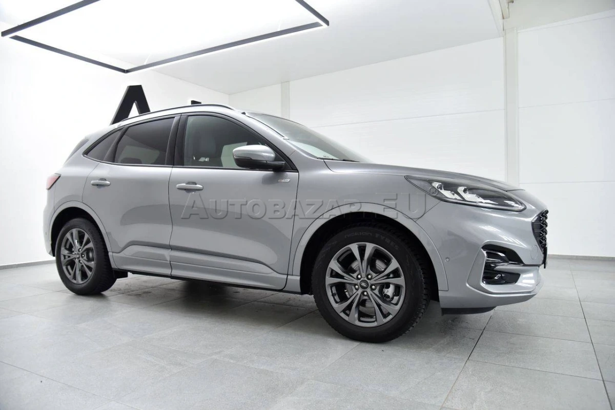 Ford Kuga 2.5 Duratec FHEV ST Line X eCVT, LED, Kamera, Alcantara, ACC