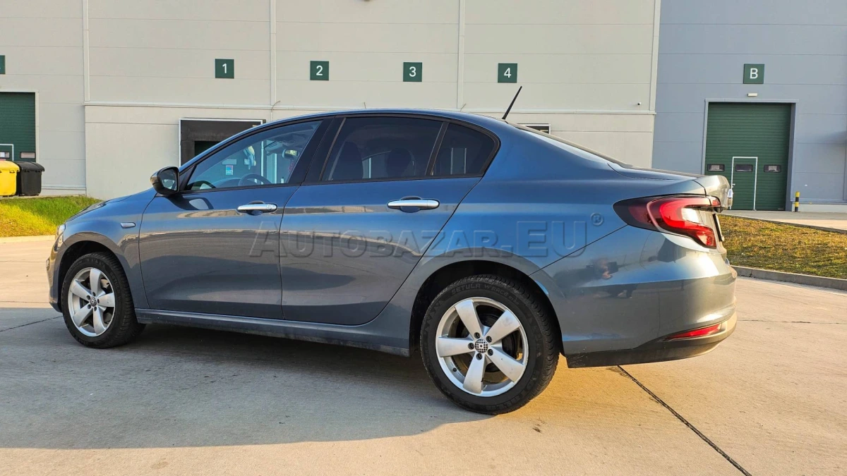 Fiat Tipo 1.0 Firefly, Bezdrôtová nabíjačka smarphone, druhá sada kolies k autu