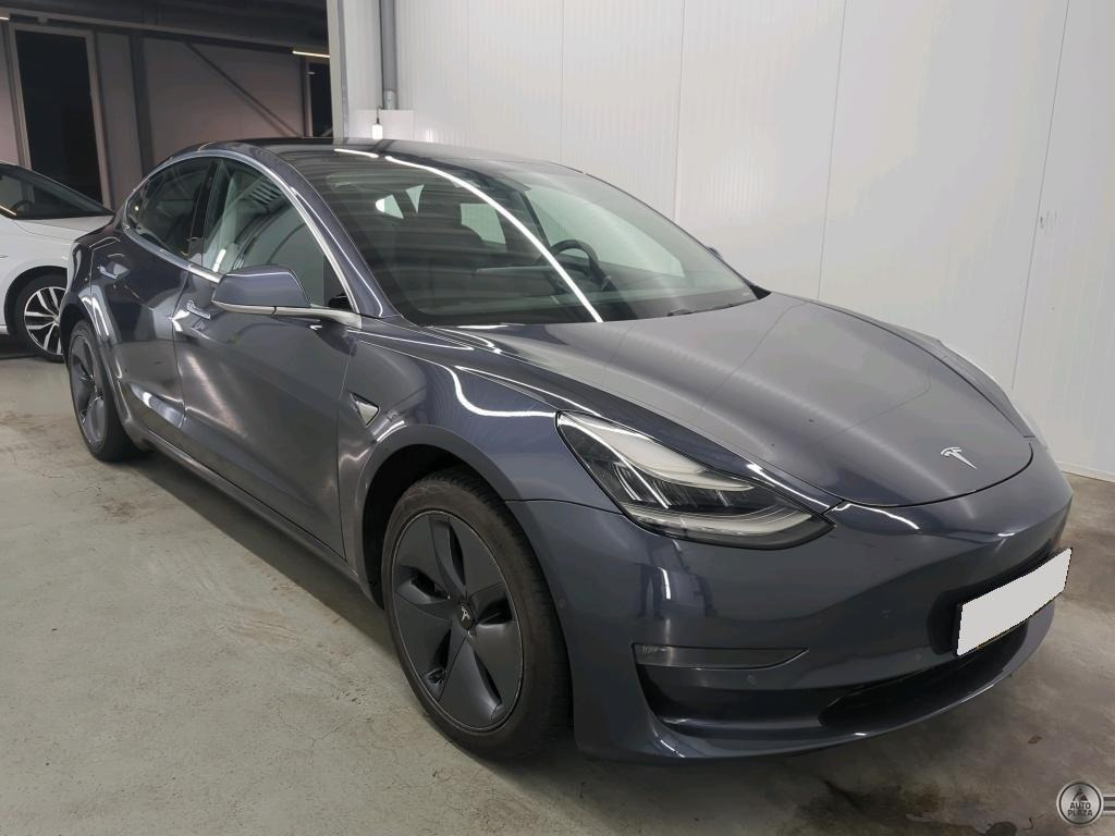 Tesla Model 3 Long Range 75 kWh AWD Ťažné