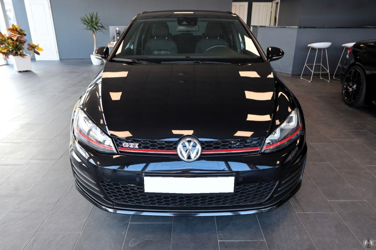 Volkswagen Golf VII 2.0 TSI GTI Performance