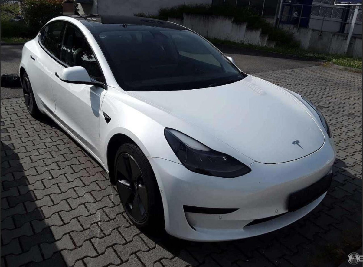 Tesla Model 3 Standard Range Plus
